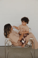 SIGNATURE TEE | PECAN (WOMEN'S)