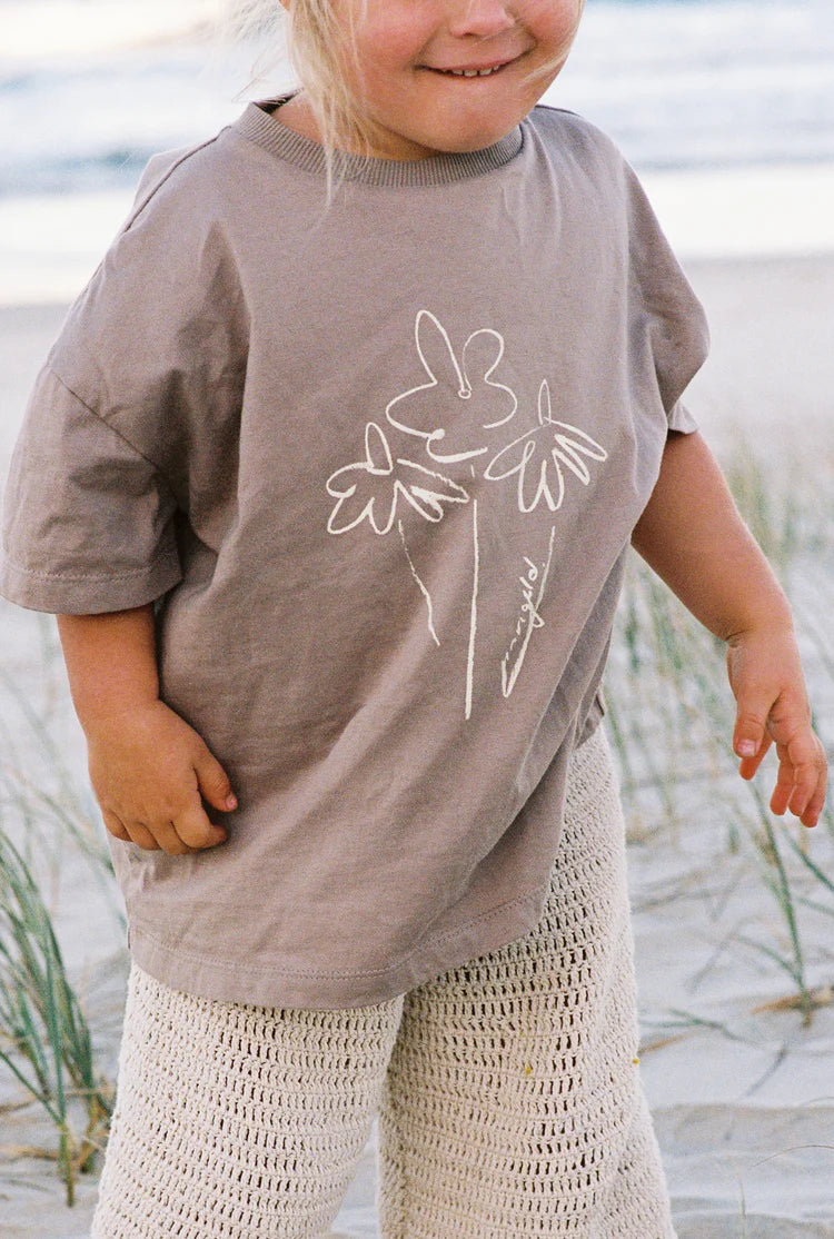 Illoura Basic Tee | Mushroom