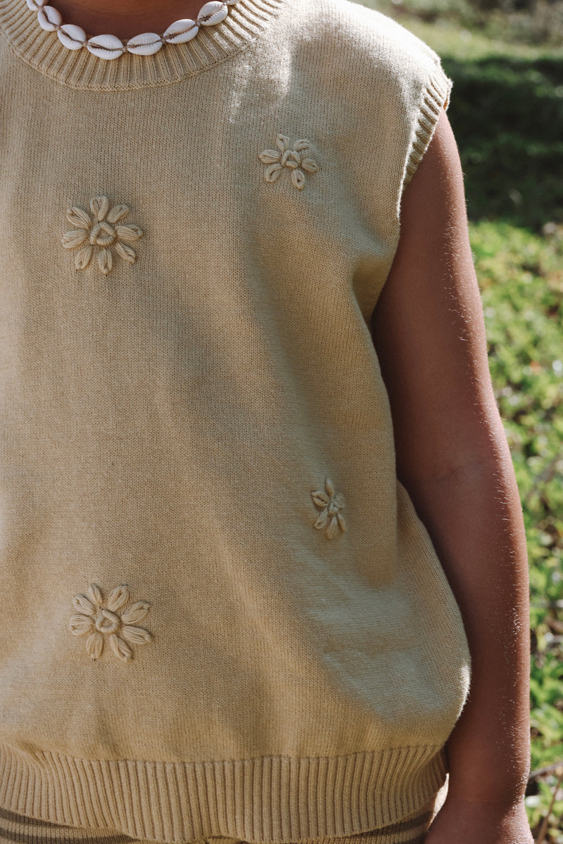 Knitted Flower Vest - Butter