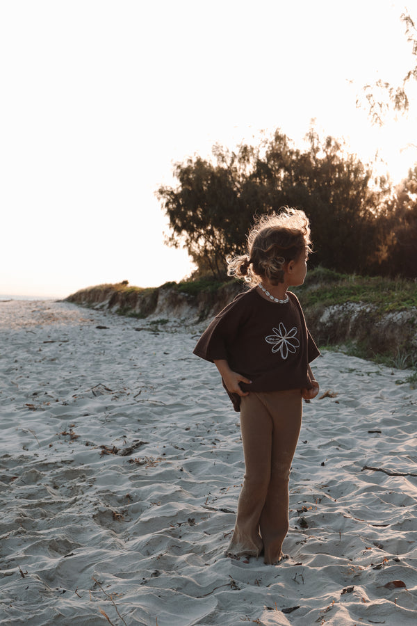 Flower Logo Embroidered Tee | Espresso