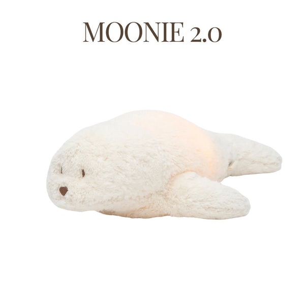 MOONIE 2.0 POLAR- ORGANIC HUMMING SEAL WITH A LAMP
