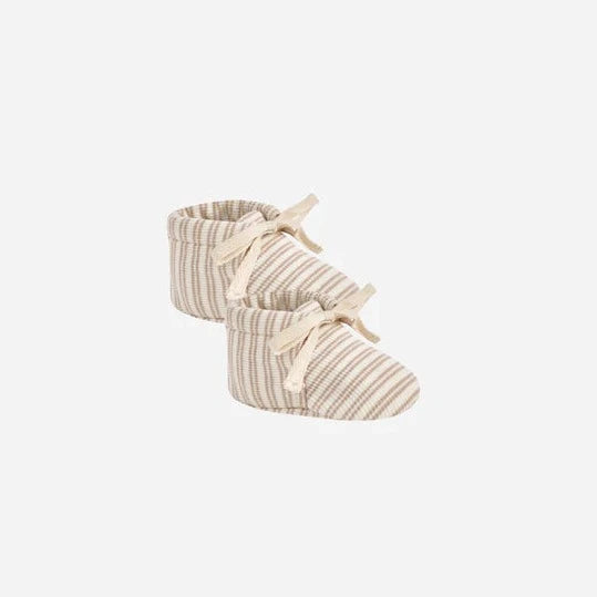Quincy Mae Ribbed Booties || Oat Stripe