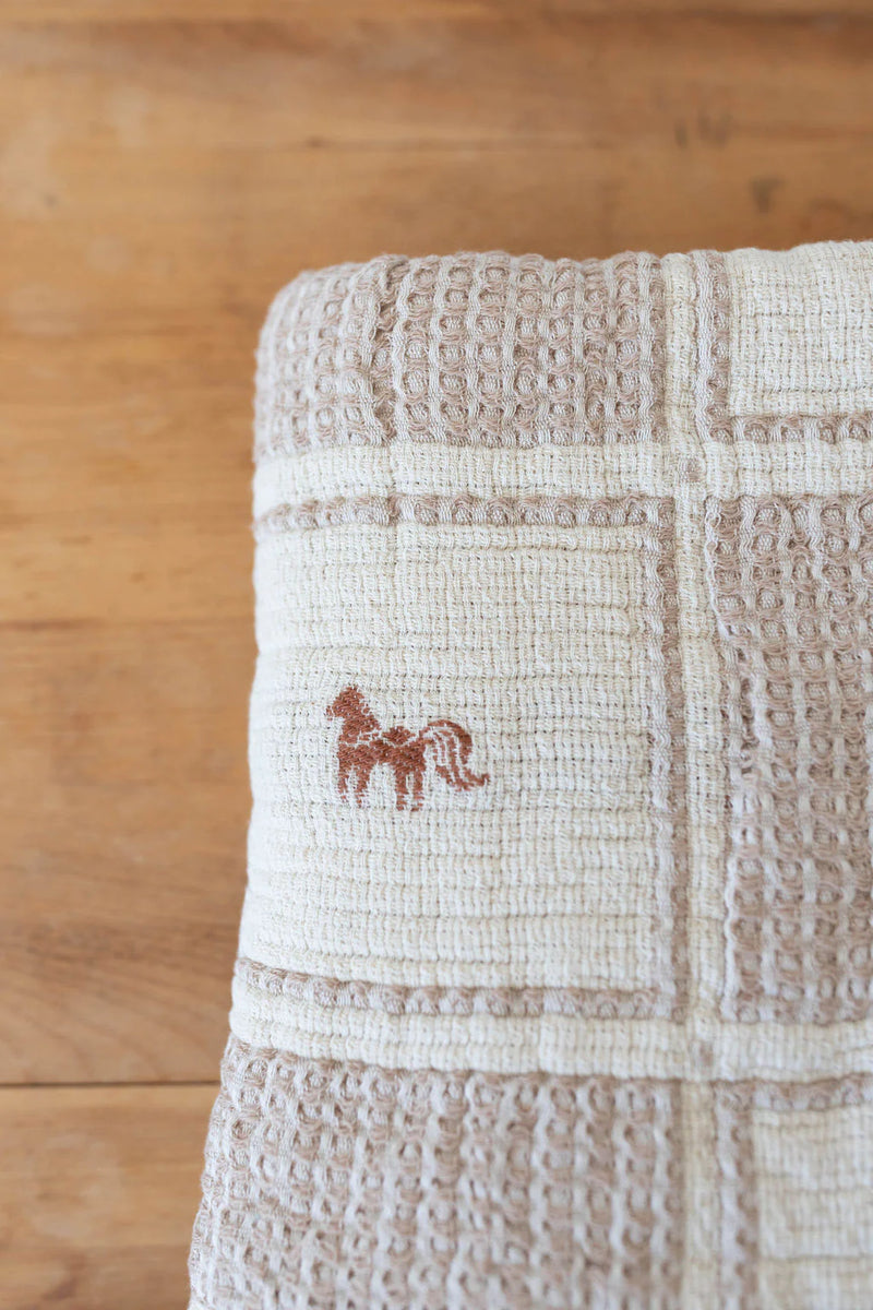 New Grain Patchwork Pillowcase Pony Lupa and Sol